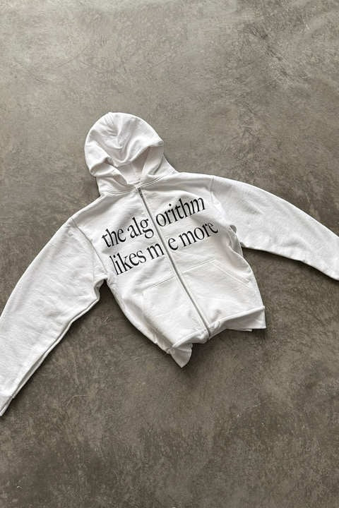 Moletom Chic com Blocos de Cor e Estampa Divertida de Letras