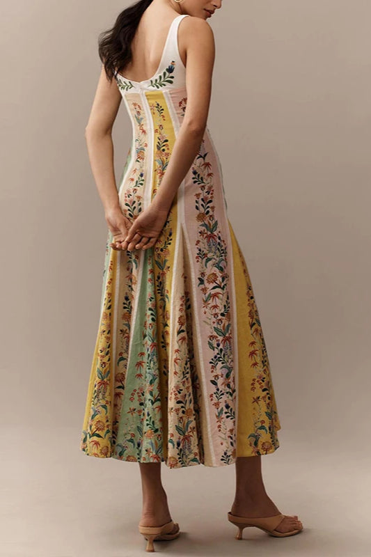 Vestido bohemio con estampado floral y tirantes halter