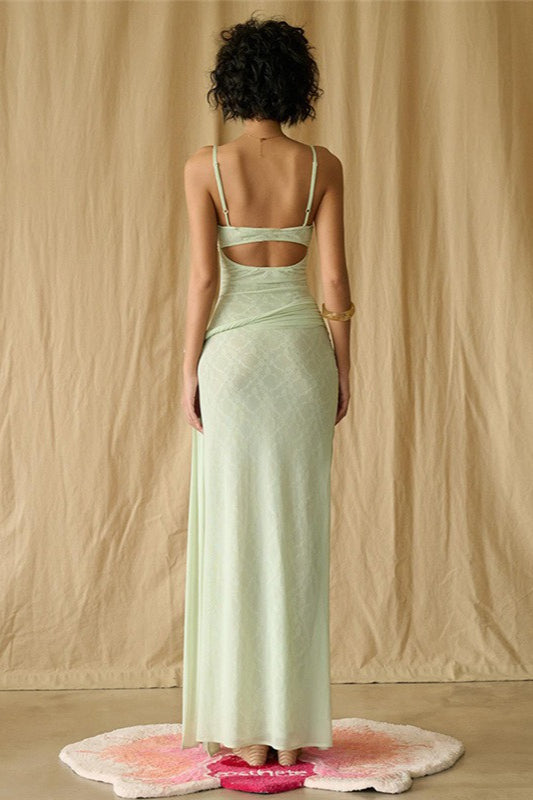 Abito lungo a canotta con vita stretta, rete di pizzo e fiori tridimensionali