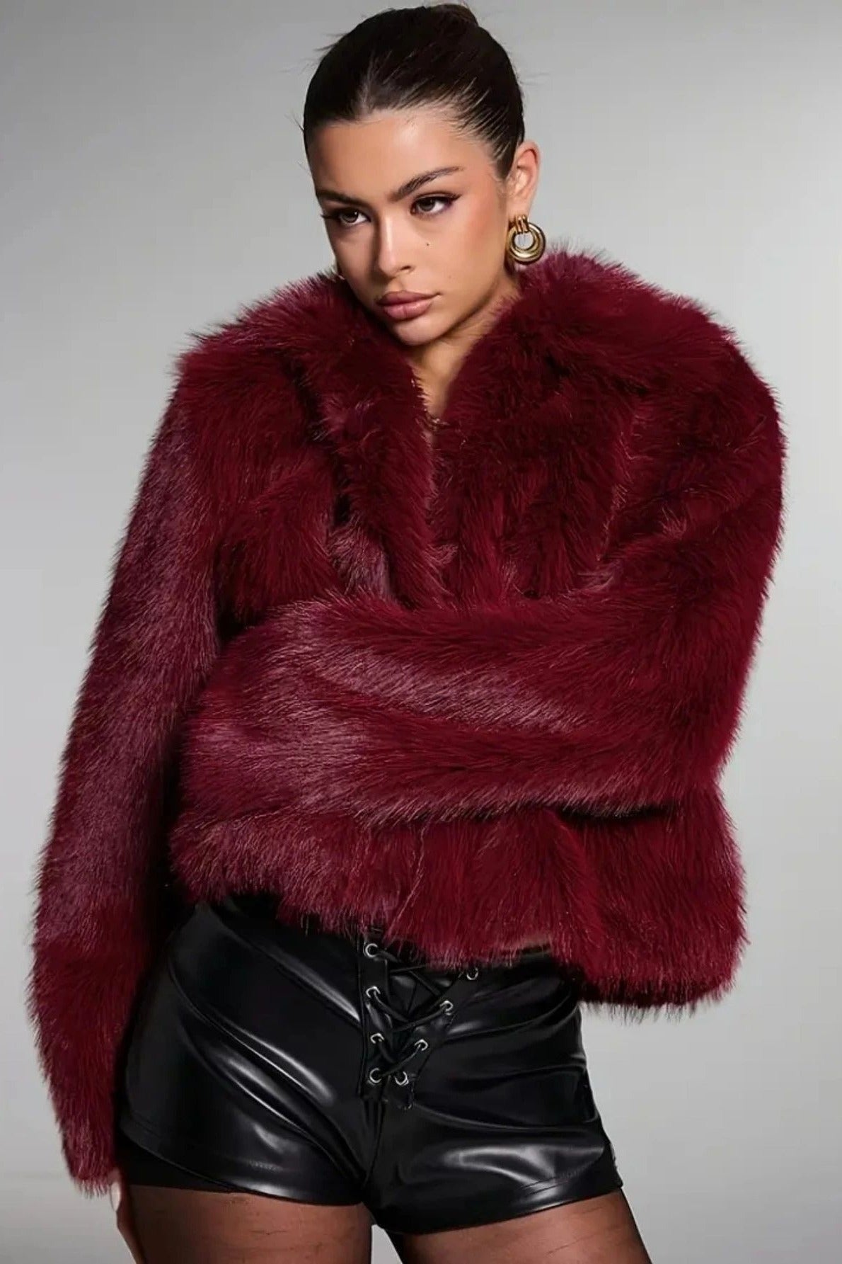 Casaco Vintage Elegante de Pelo Sintético com Botões e Manga Longa