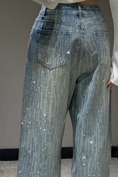 Jeans larghi a gamba larga lavati con strass scintillanti