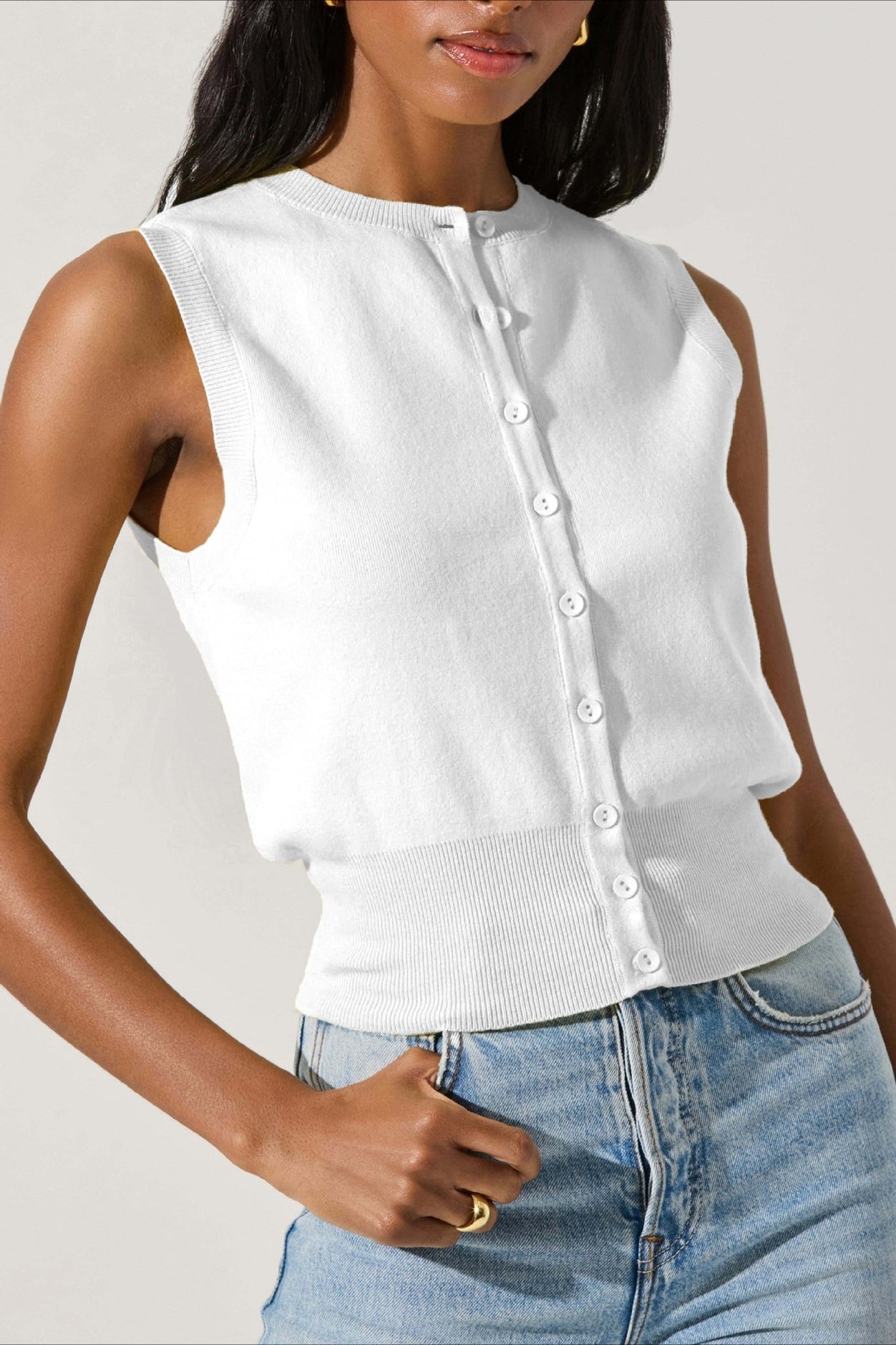 Rundhals-Strickoberteil mit Knopfleiste vorne