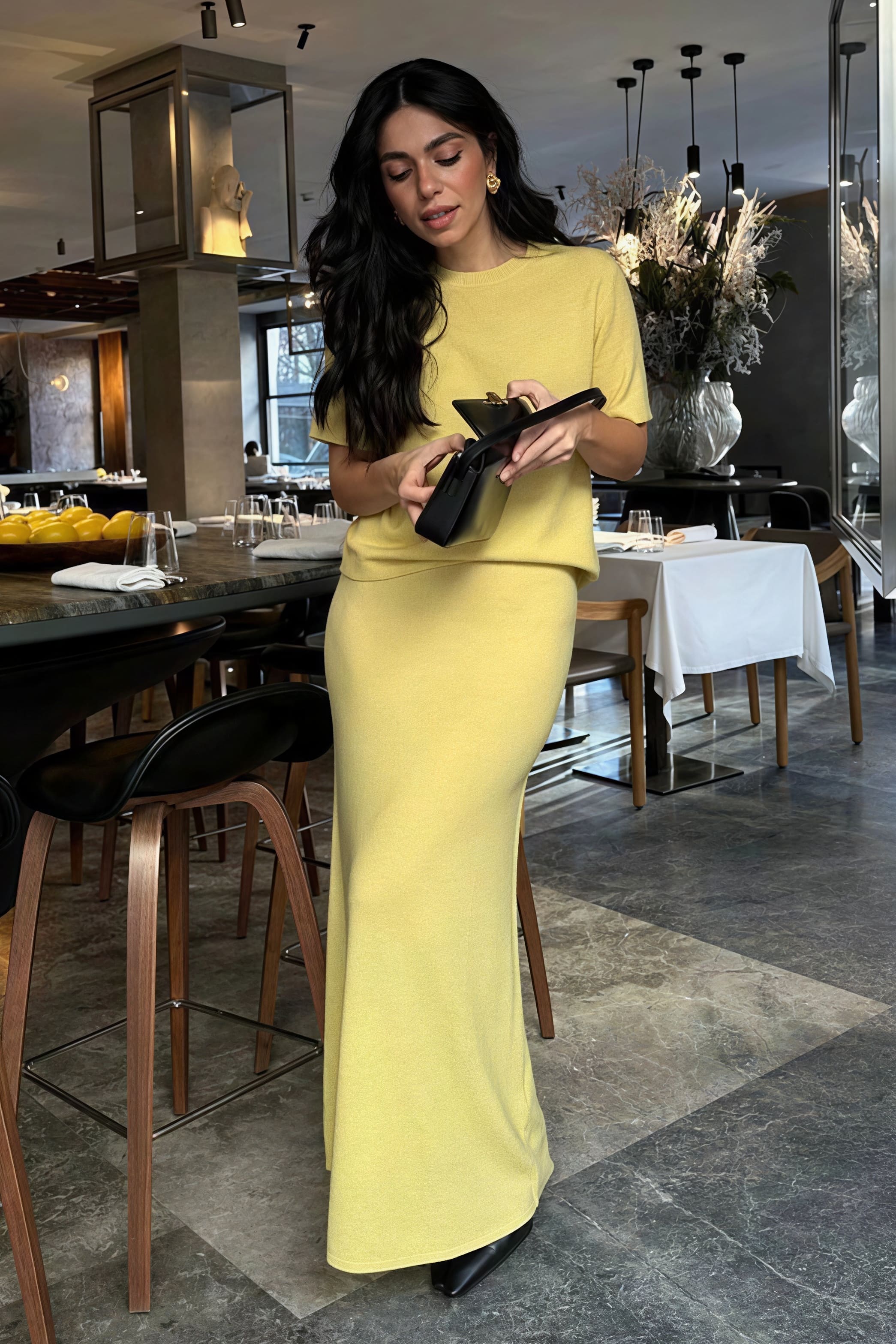 Completo Gonna e Maglia a Maniche Corte Minimalista