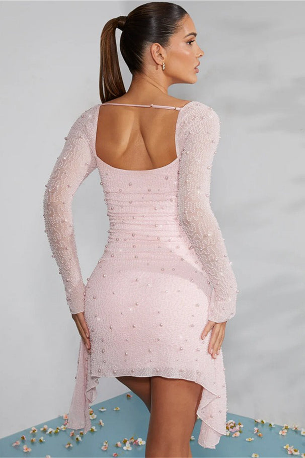 Abito aderente da festa con scollo quadrato, maniche lunghe, perline e paillettes