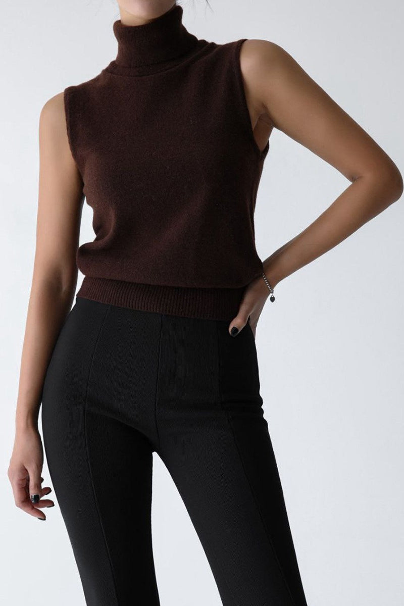 Schlankes Rollkragen-Strickoberteil