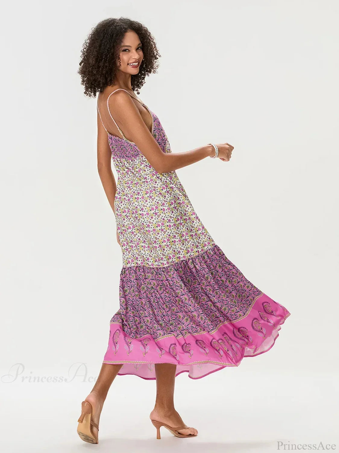 Boho-Blumen-Spaghettiträger-Kleid mit gerafftem Blumenmuster