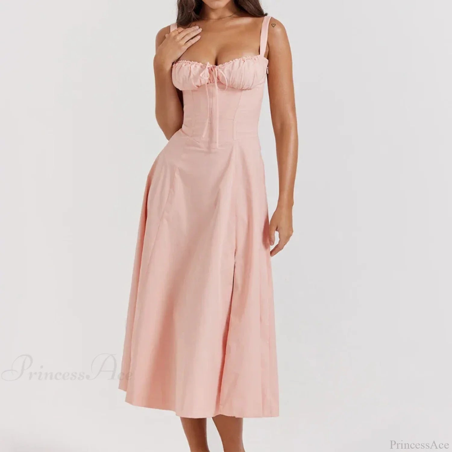 Boho-Kleid mit Spaghettiträgern, vorn gebunden, mit Blumenmuster