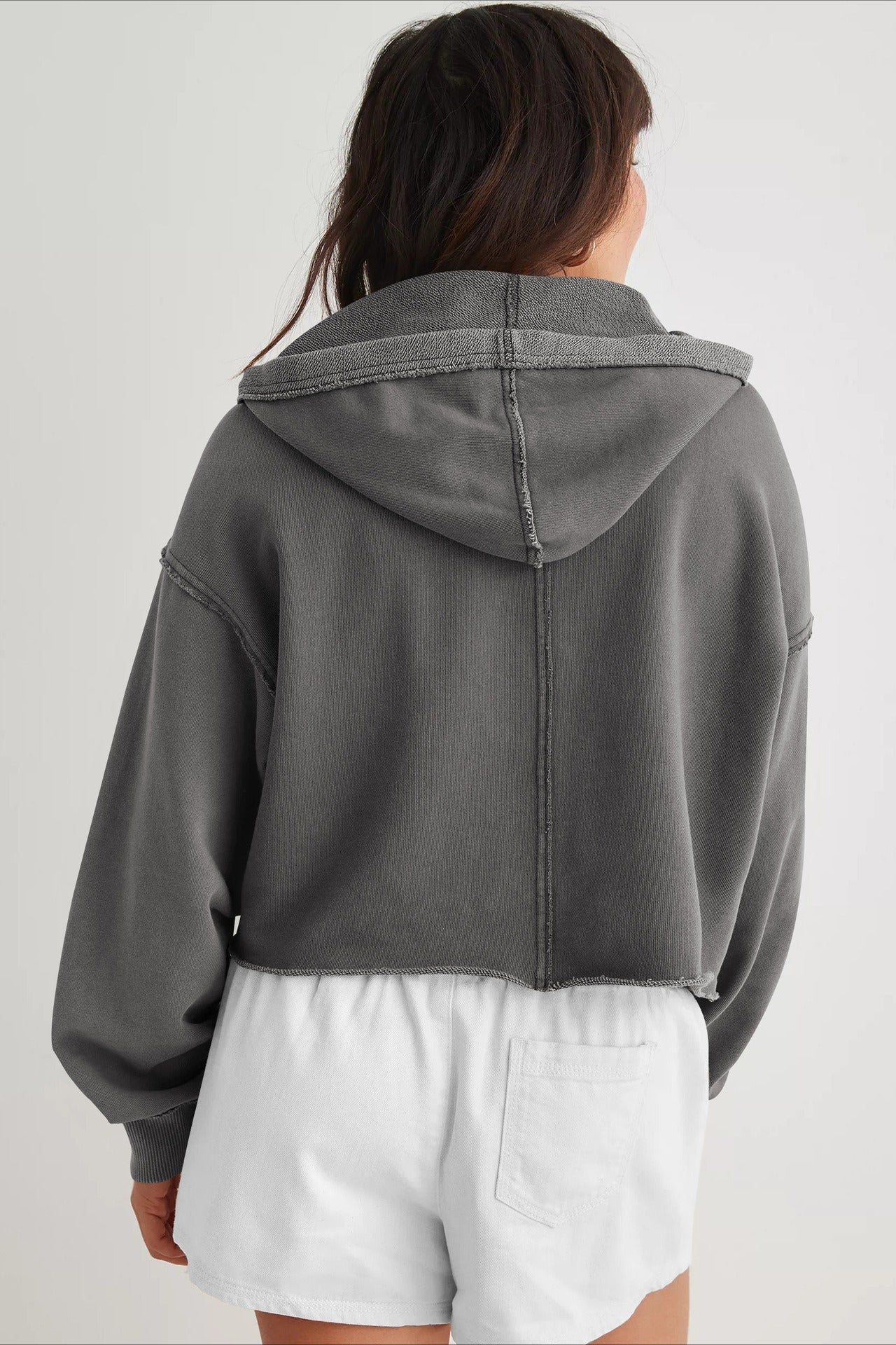 Moletom Chic Relaxado com Gola V Lisa