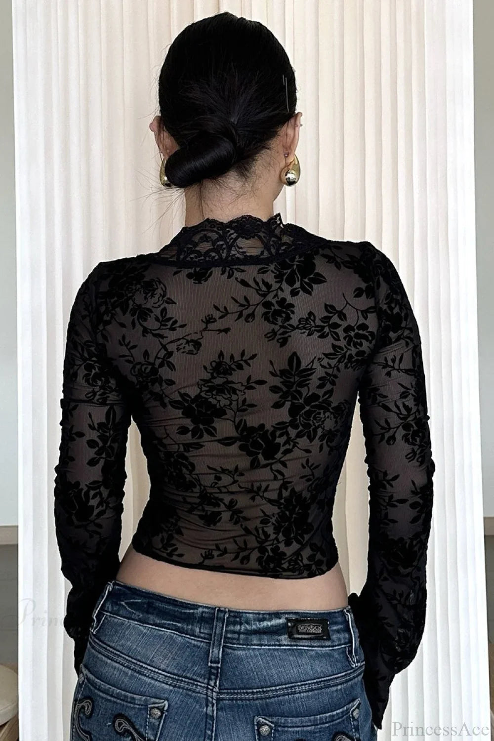 Schicke Bluse mit Leopardenmuster, Netzstoff und Spitzenbesatz