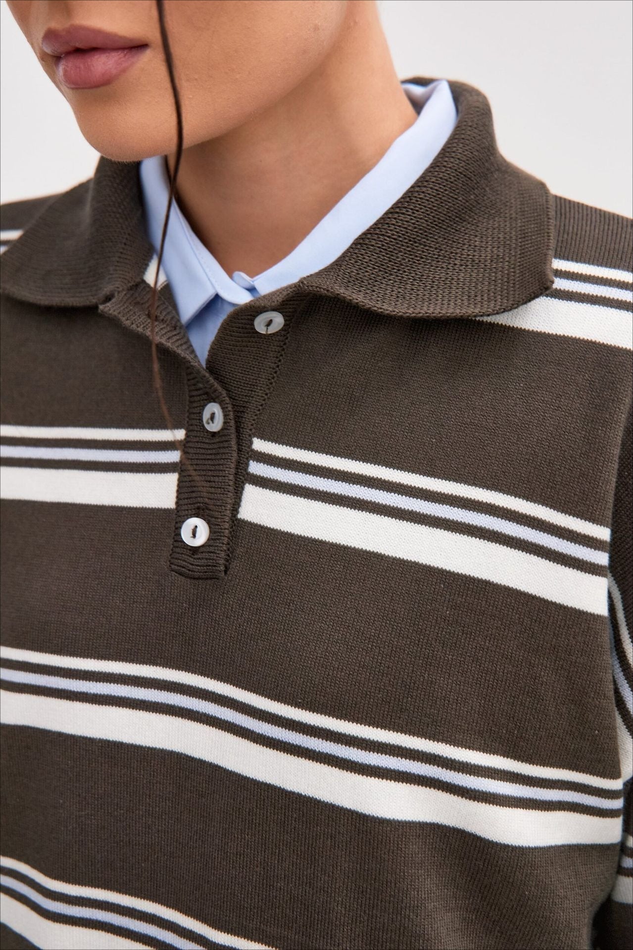 Blouse rayée à manches longues avec col décontracté