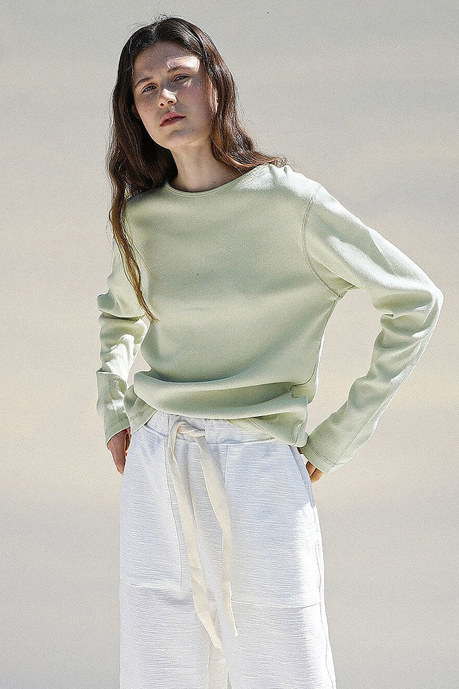 Klassisches Rundhals-Strickoberteil