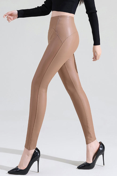 Fleecegefütterte Leggings aus Kunstleder