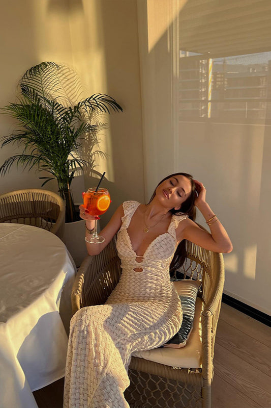 Schnürkleid mit V-Ausschnitt und offenem Rücken im Bohème-Stil