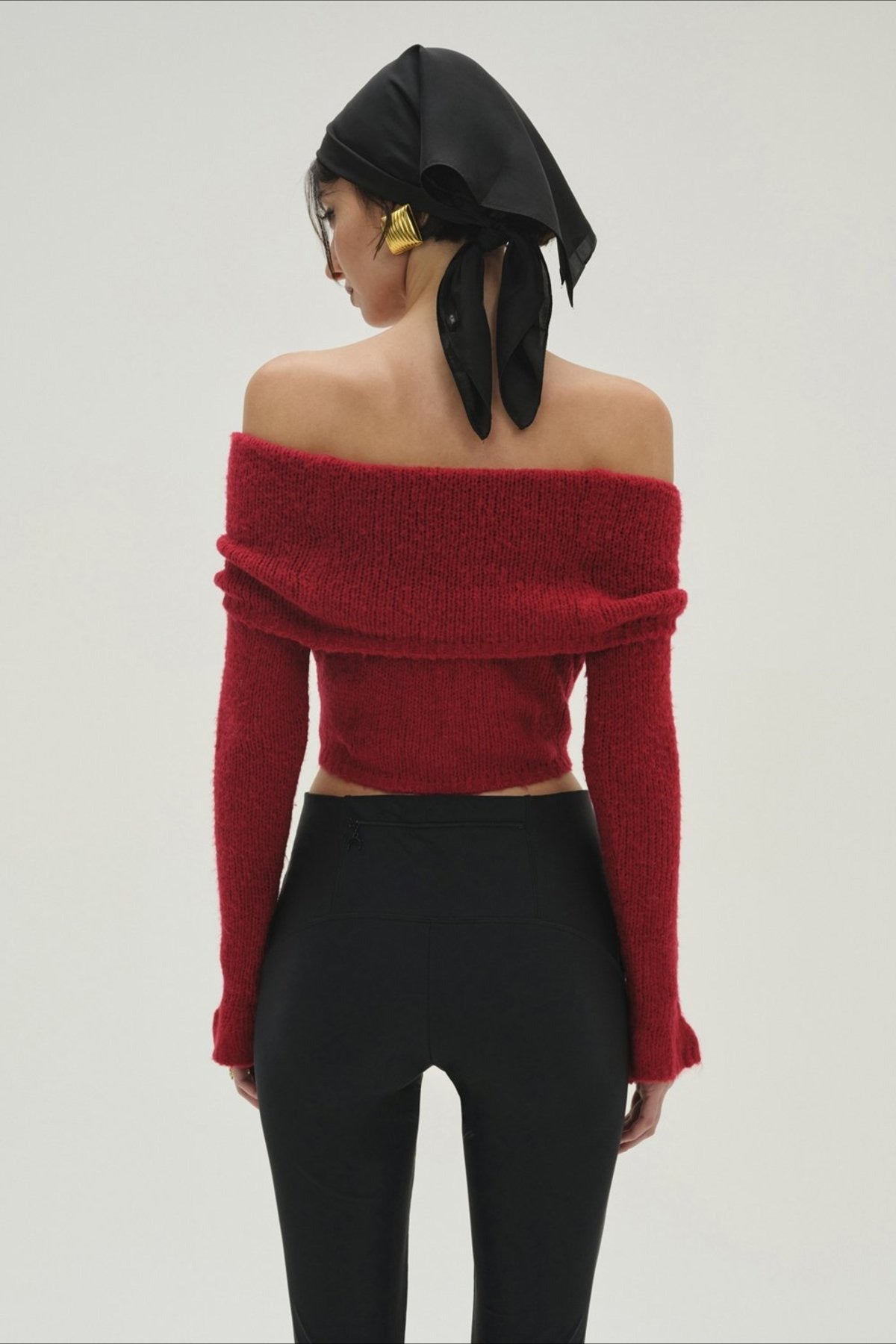 3D květinové pletené tričko s dlouhým rukávem a odhalenými rameny, přiléhavé