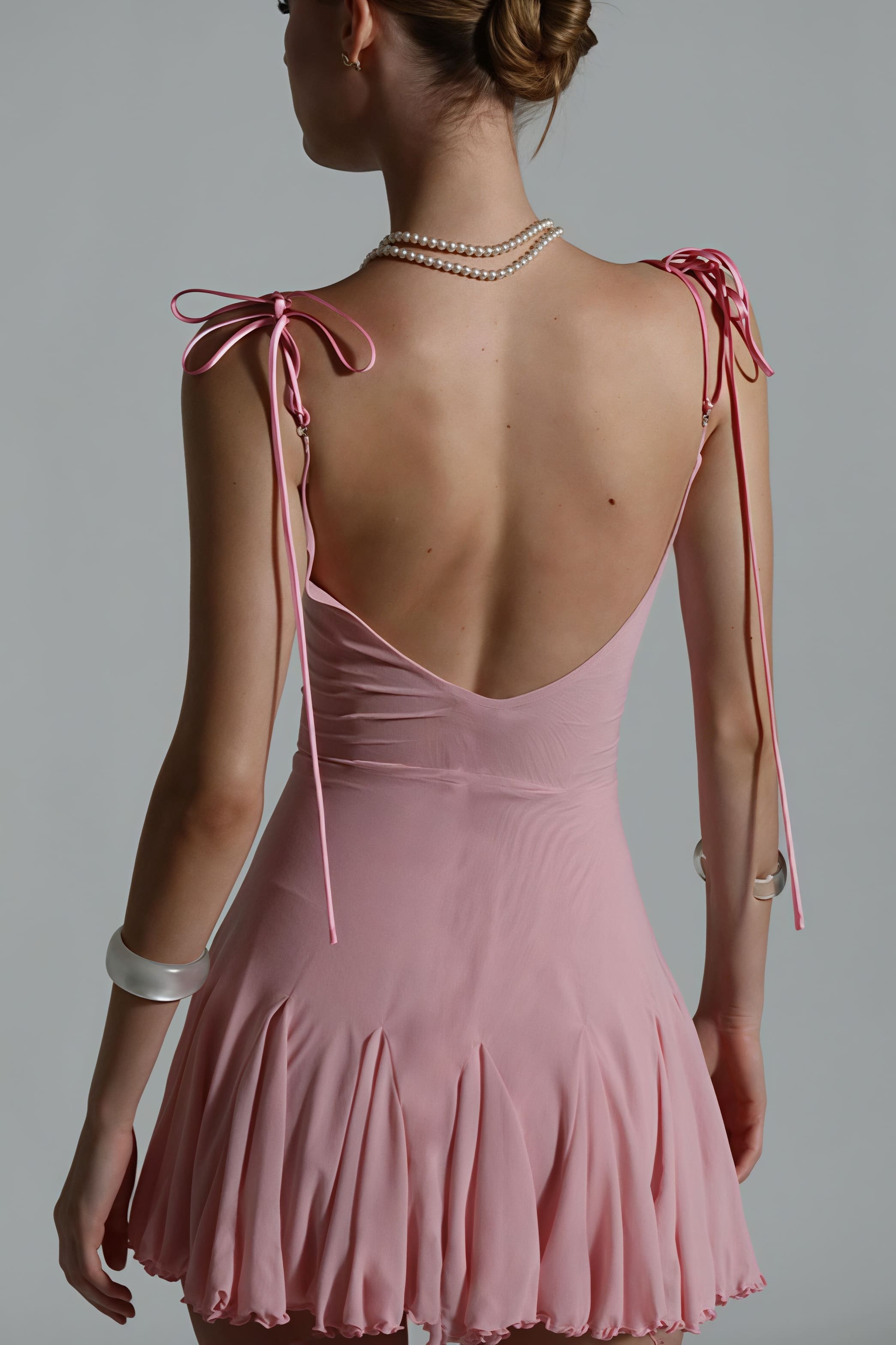 Sexy einfarbiges V-Ausschnitt-Trägershirt Rückenfreies Minikleid