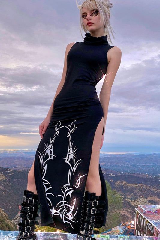 Gothic-Kleid mit Schlitzsaum