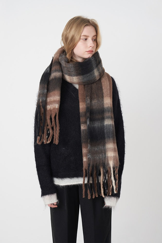 Vintage Plaid Cozy Knit Scarf