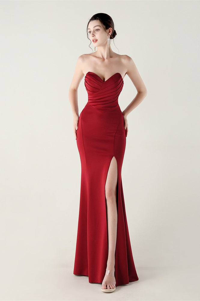 Vestido de fiesta plisado con escote corazón sin tirantes