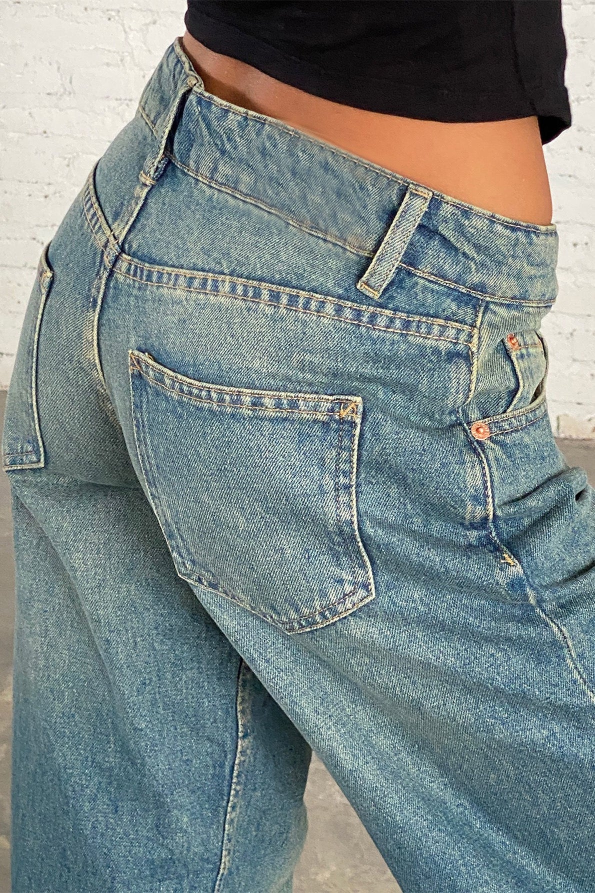 Jean droit extensible uni