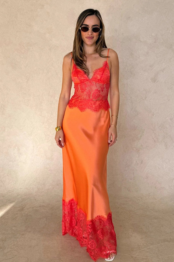 Elegantes sexy Maxikleid mit tiefem V-Ausschnitt und durchscheinender Spitzenmusterung