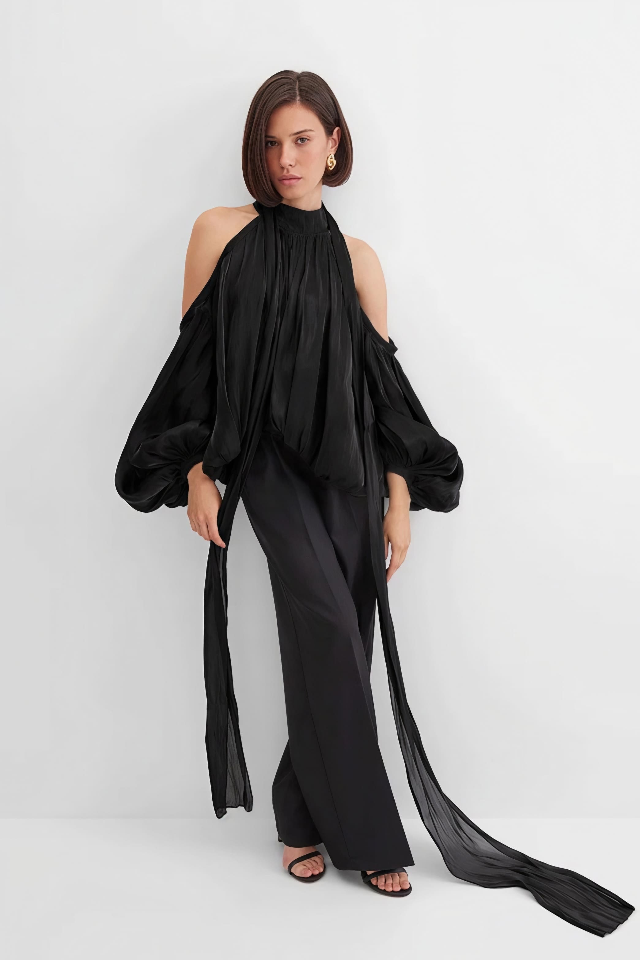 Einzigartiges Design Schulterfreie Bluse mit langen Ärmeln