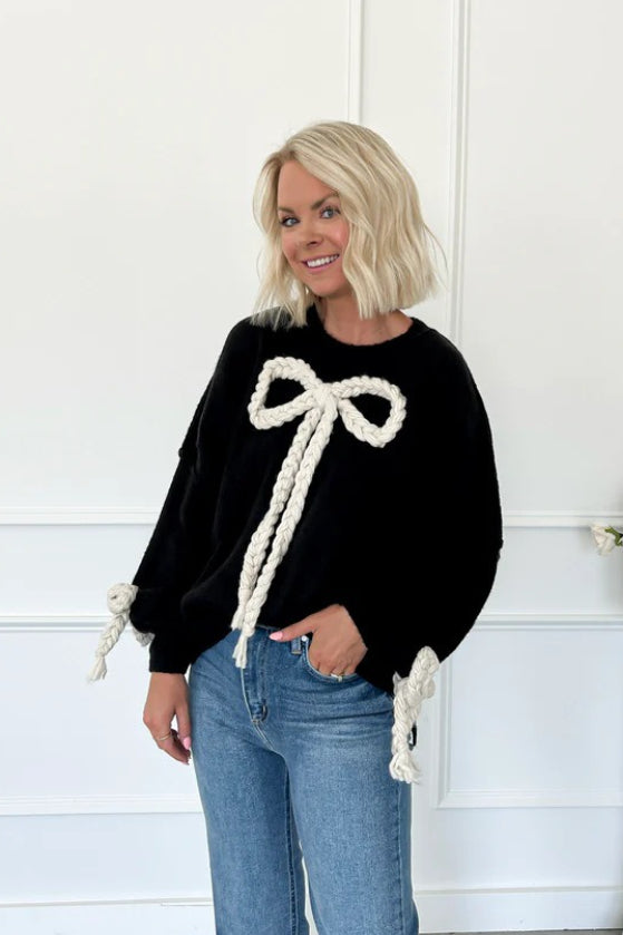 Sweat ample à panneaux avec nœud en relief 3D