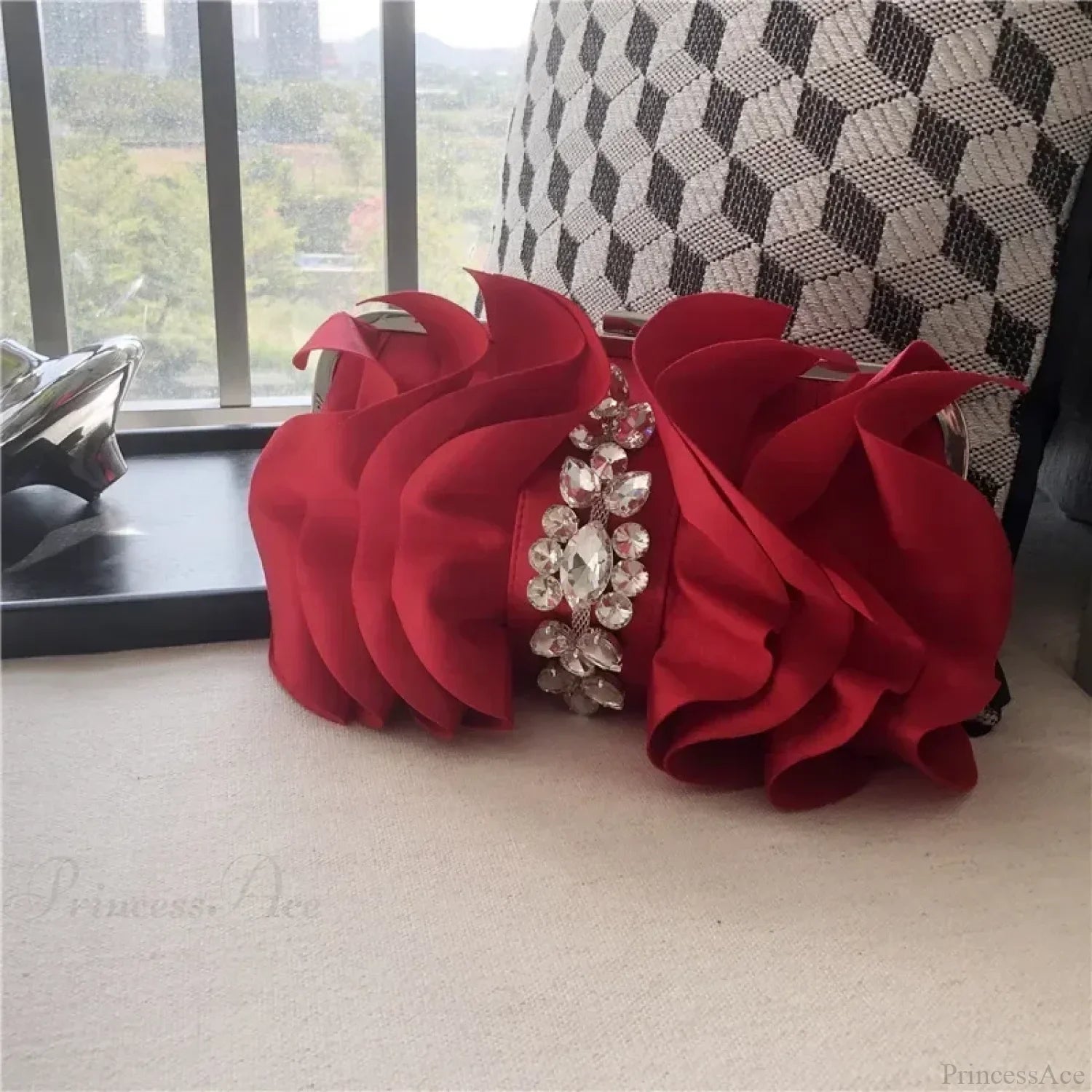 Elegant Red Evening Rhinestone Clutch Wristlet