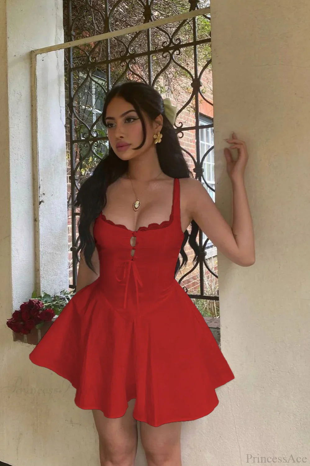 Robe mini sexy élégante taille fine coupe trapèze