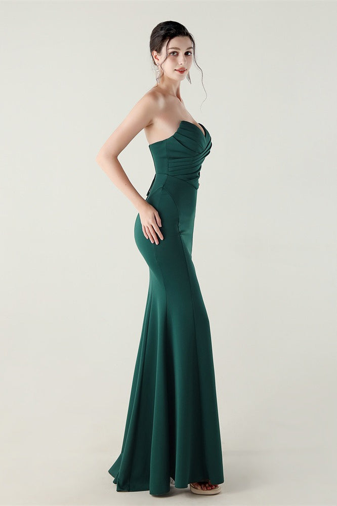 Vestido de fiesta plisado con escote corazón sin tirantes