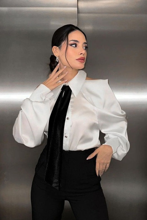 Professionelle schicke Bluse mit Kragen und langen Ärmeln