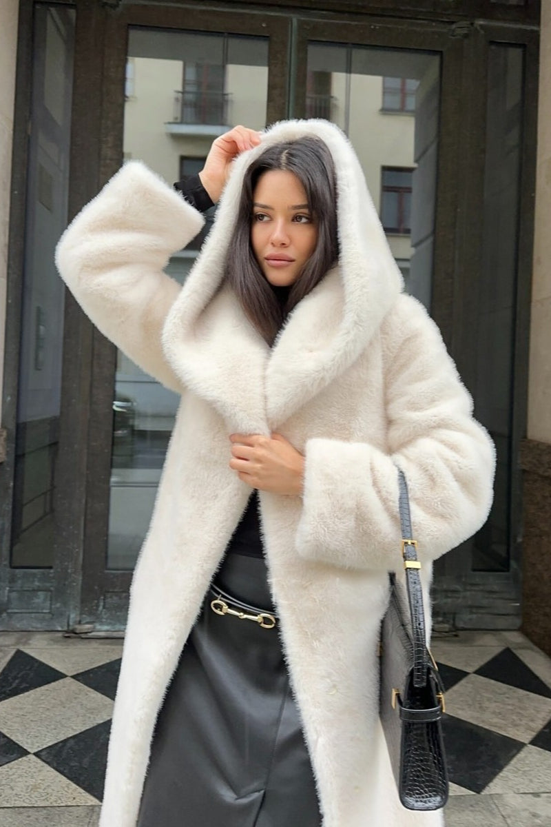 Sobretudo Longo com Capuz, Cinto e Plush em Pelo Sintético de Visom