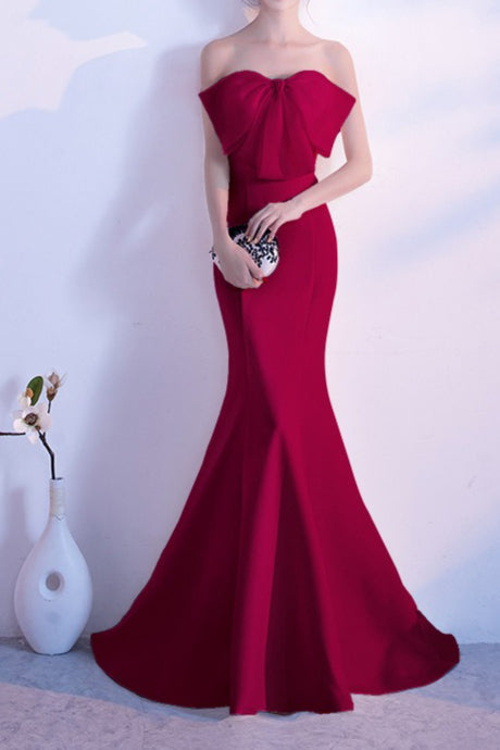 Vestido largo de fiesta sirena sin tirantes con lazo