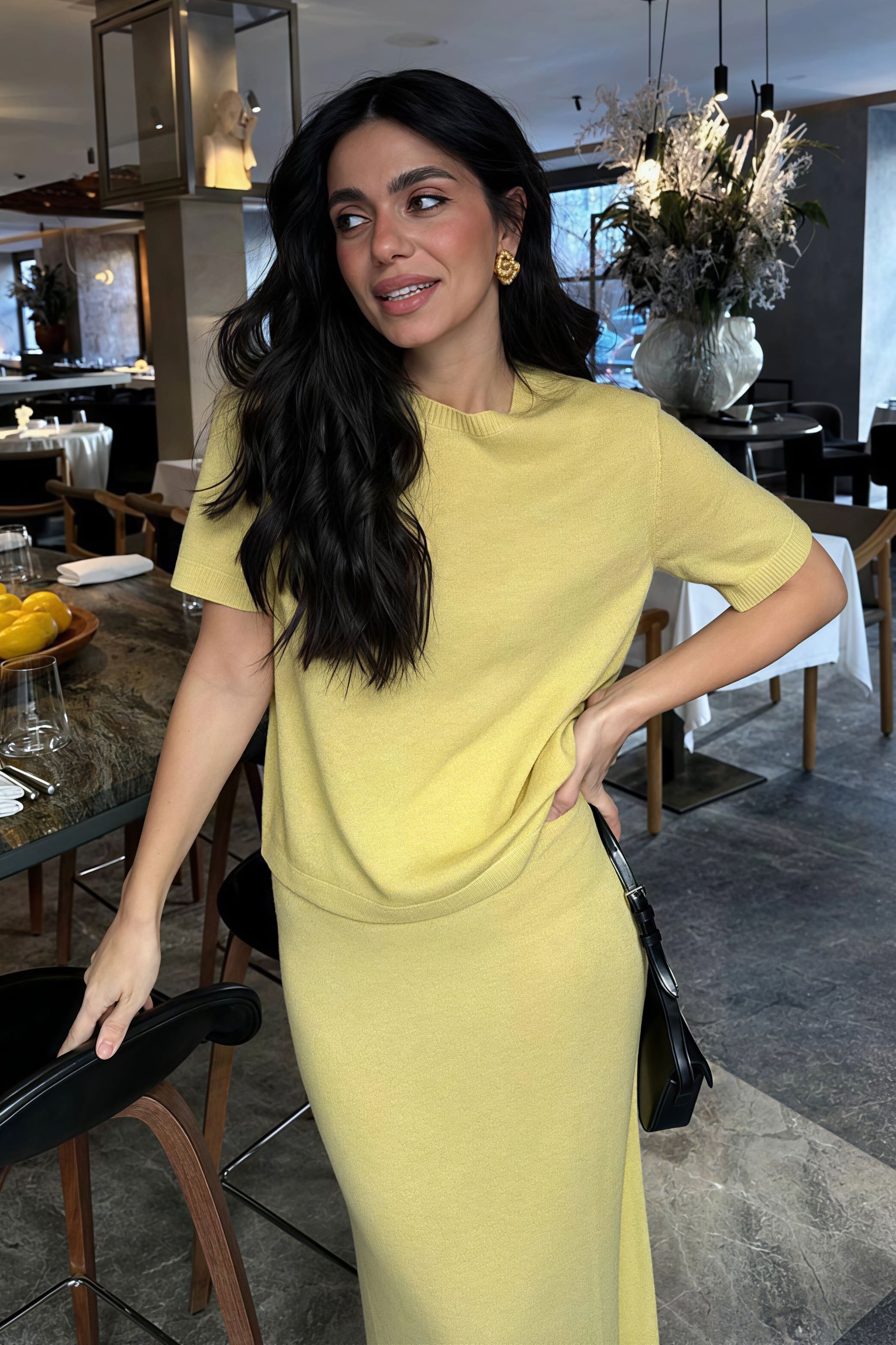 Completo Gonna e Maglia a Maniche Corte Minimalista