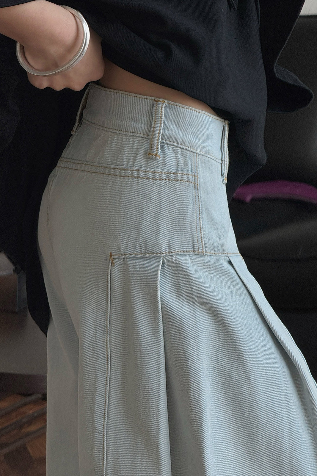 Jeans svasati in denim smontato