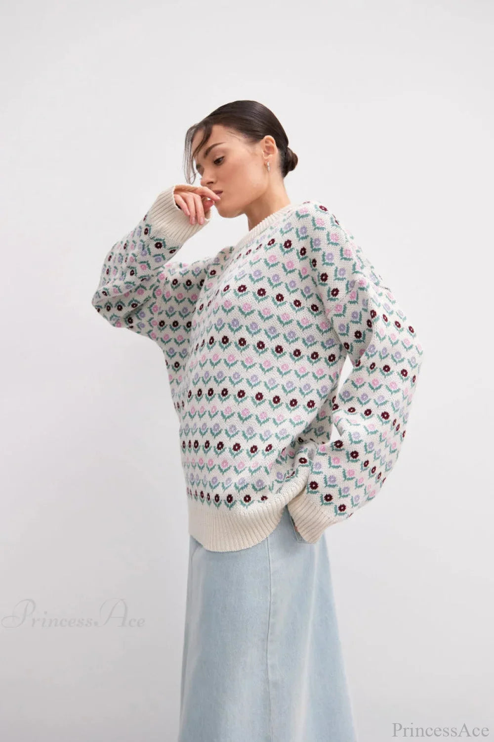 Floral Jacquard Crew Neck Knit Sweater
