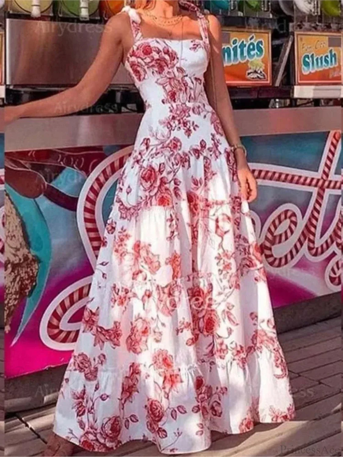 Vestido Longo Floral de Alças Finas com Cintura Alta