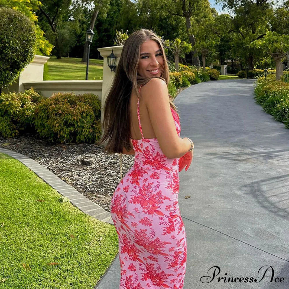 Kleid mit Blumenmuster, Ausschnitt, gerafftem Saum, klassisch, langärmlig, Mini - Blumig