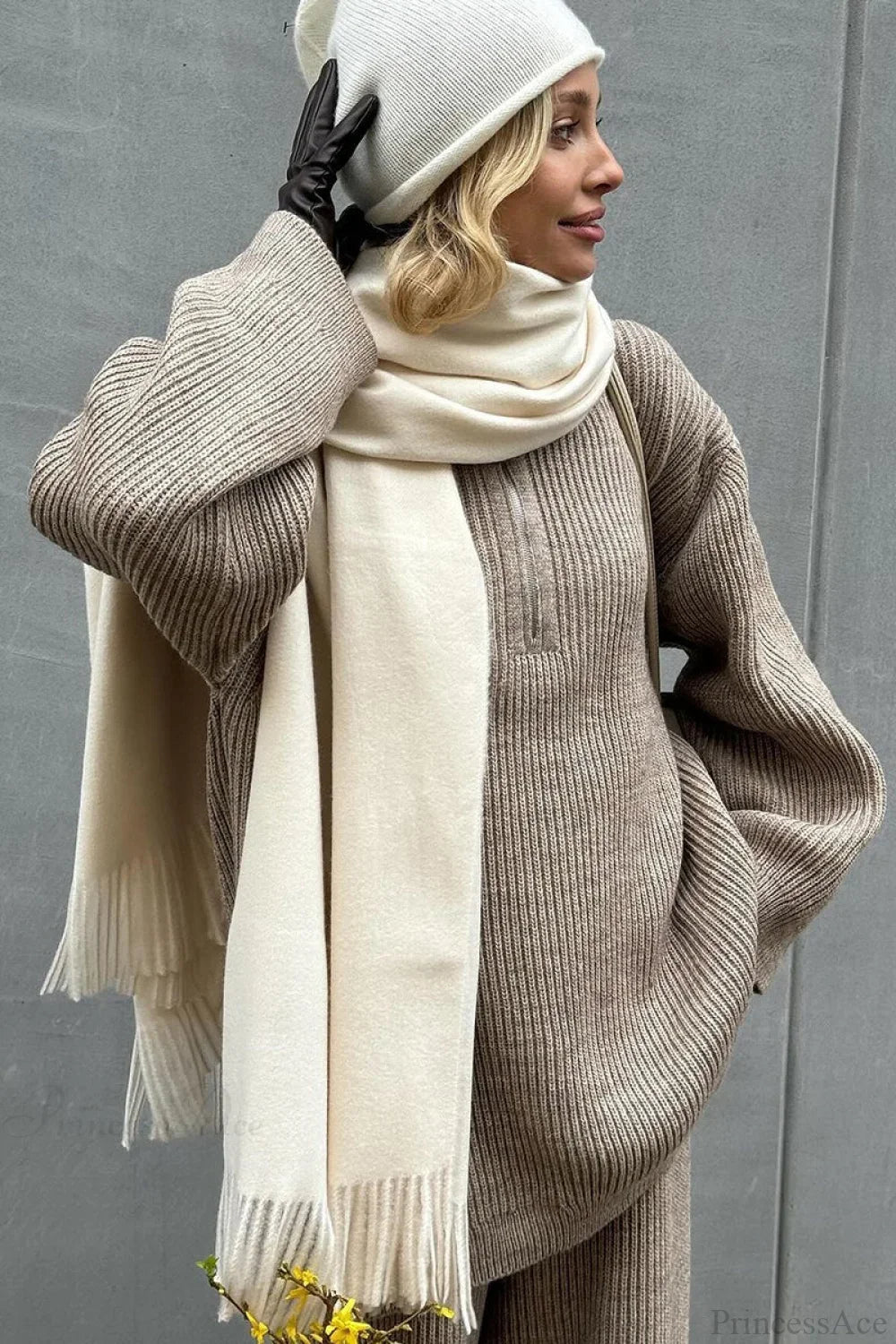 Completo Due Pezzi a Maglia con Colletto e Mezza Cerniera, Maniche Lunghe e Pantaloni Larghi