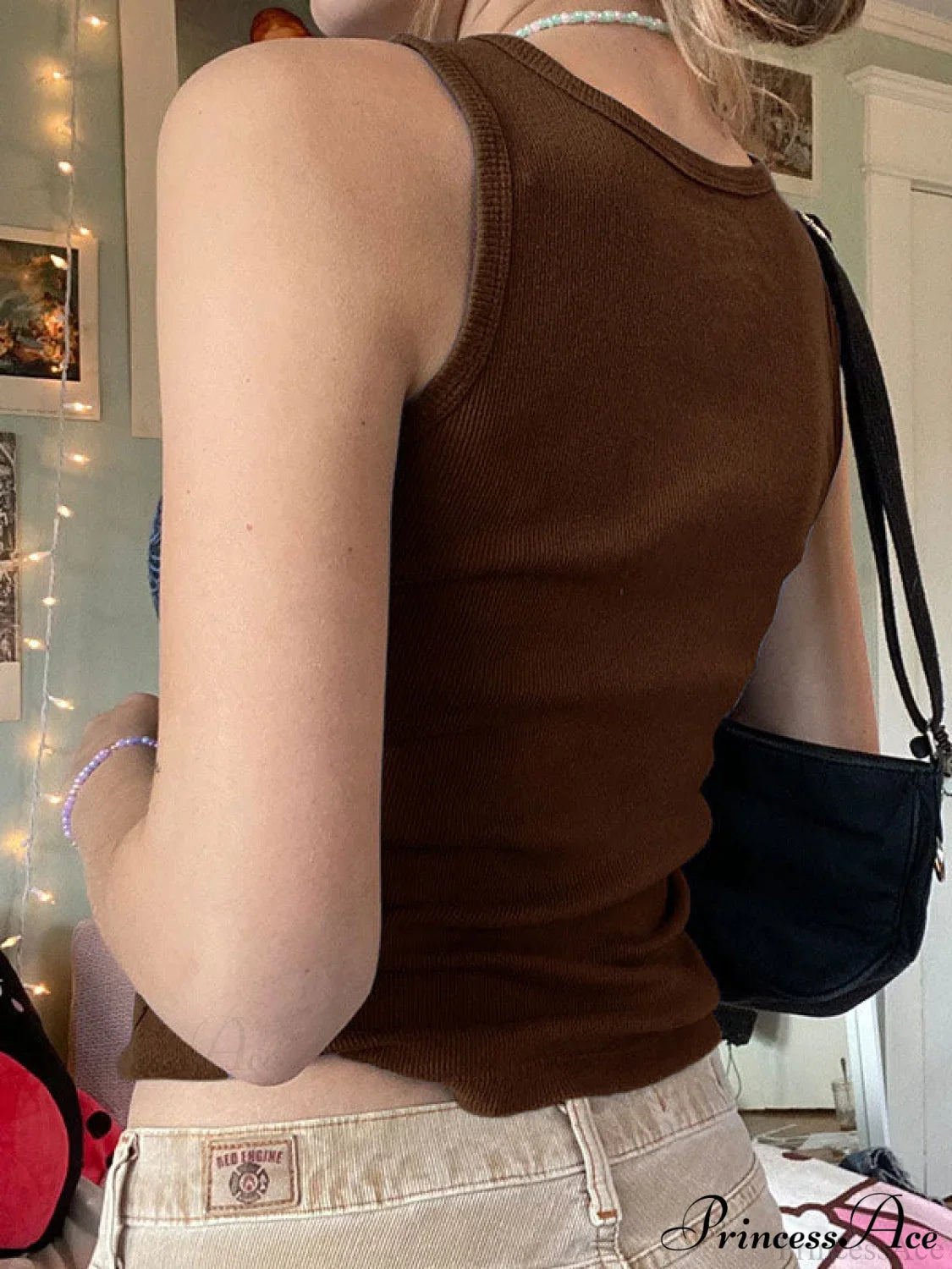 Top corto bianco elegante con stampa a cuore