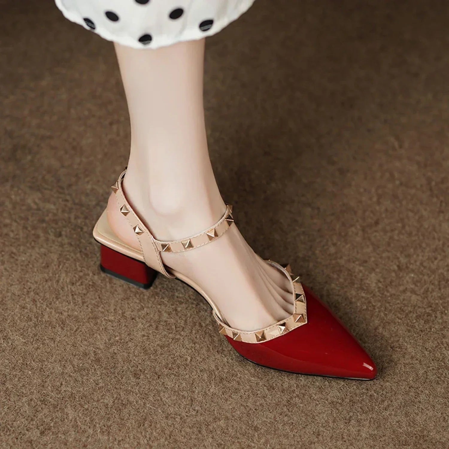 High Quality Classic Rivet Design Slingback Casual Fashion Dating Low Heel Pump