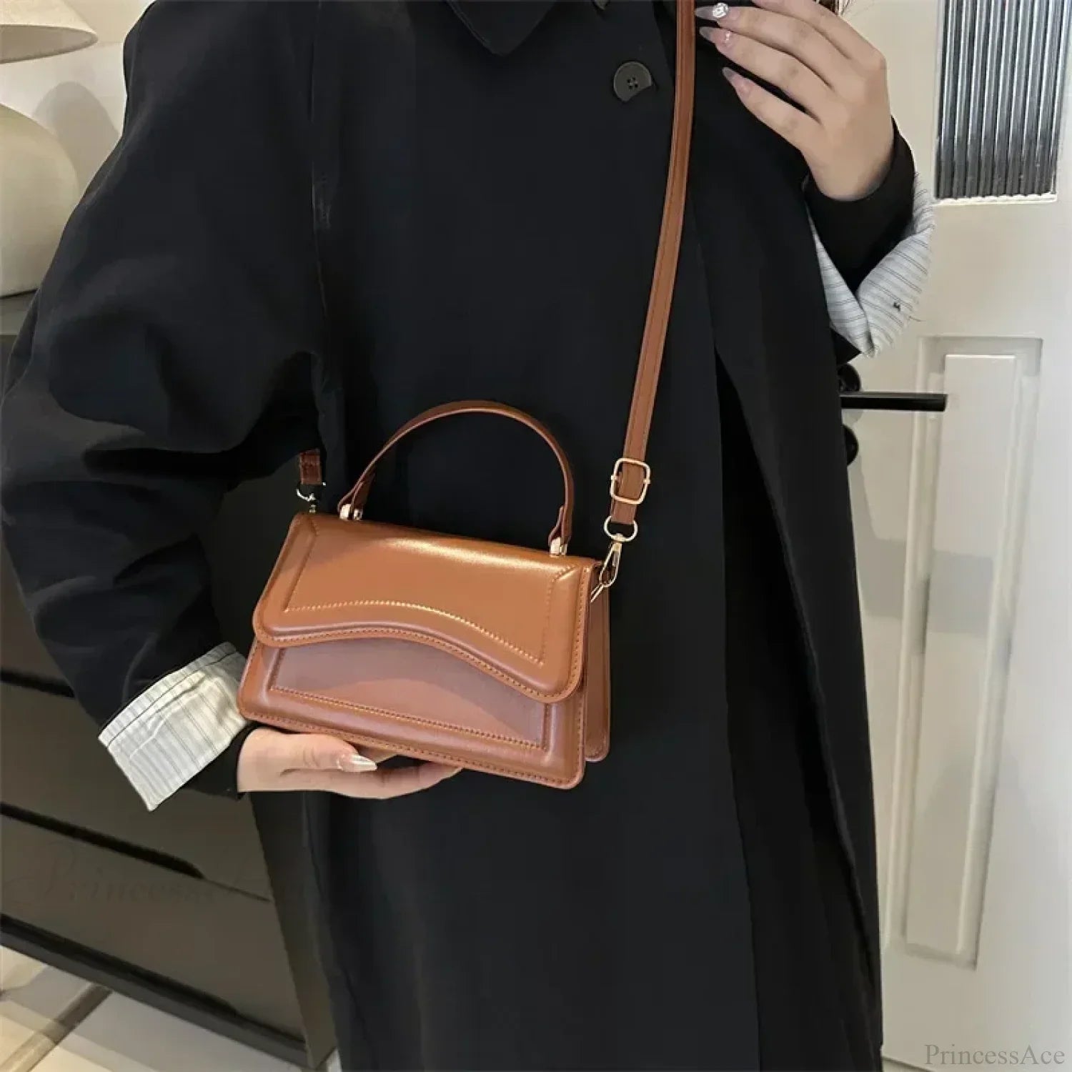 High-Quality PU Leather Small Crossbody