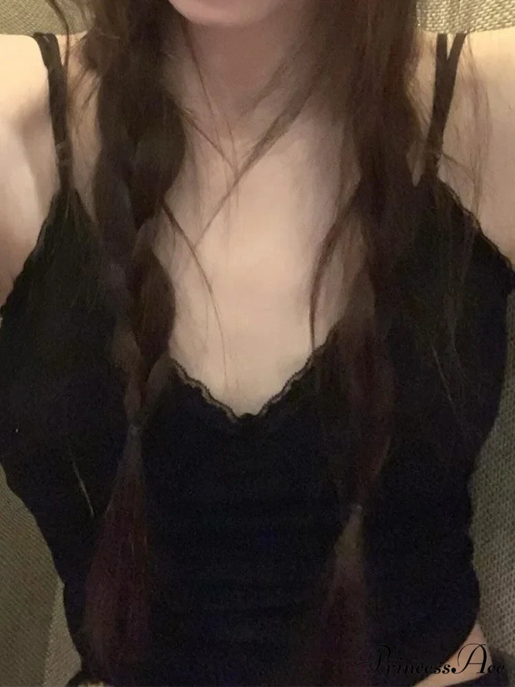 Maglia a maniche lunghe alla moda con pannelli in pizzo e bottoni