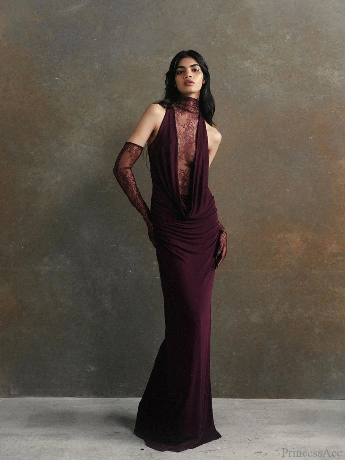 Spitzen-Patchwork Kleid mit tiefem V-Ausschnitt und gerafftem Ballkleid