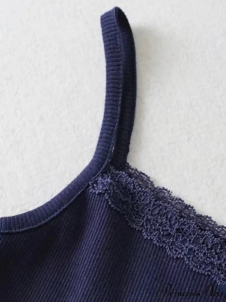 Abito lungo floreale alla moda con spacco e rifinitura in pizzo