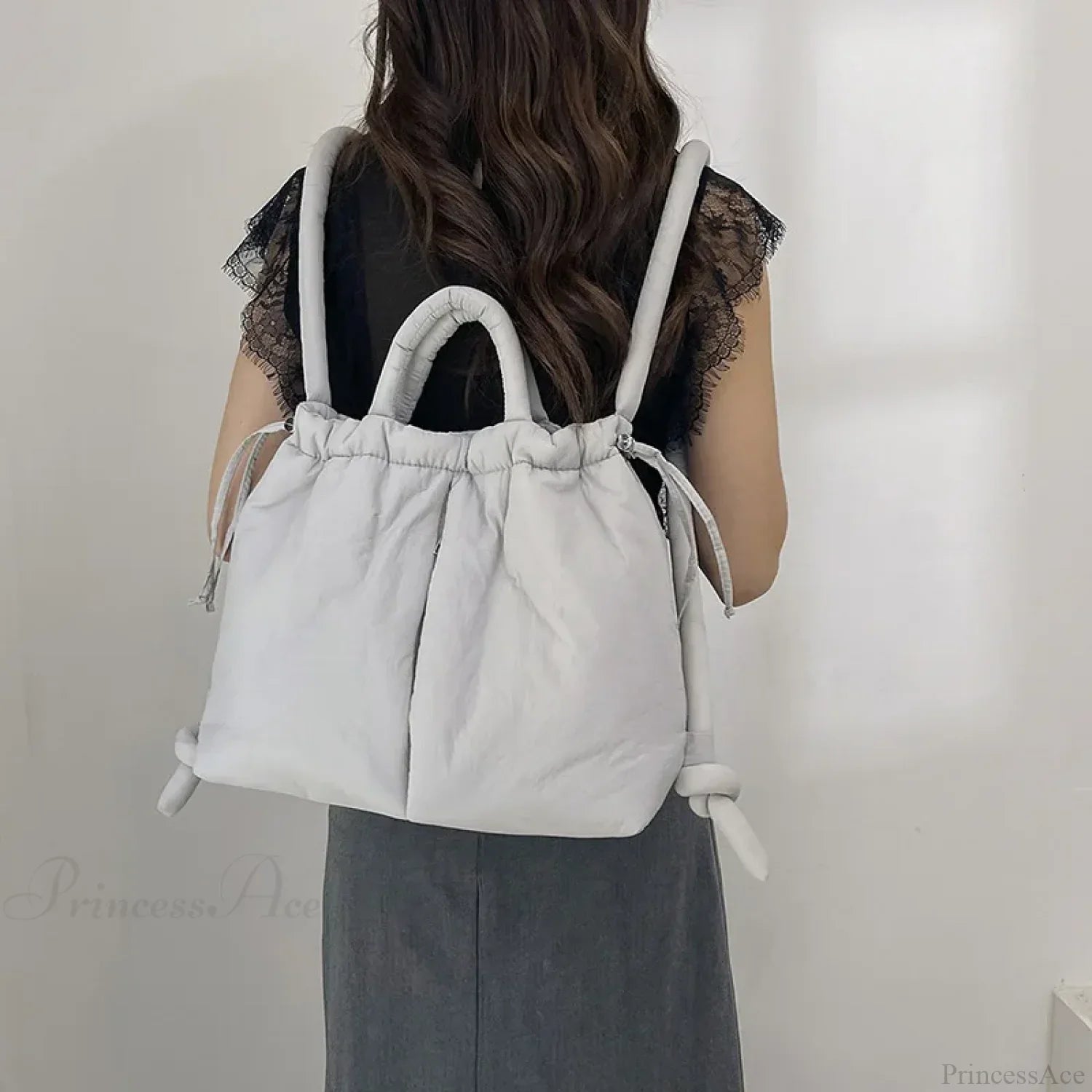 Bolso de mano de nailon acolchado de gran capacidad, diseño exclusivo