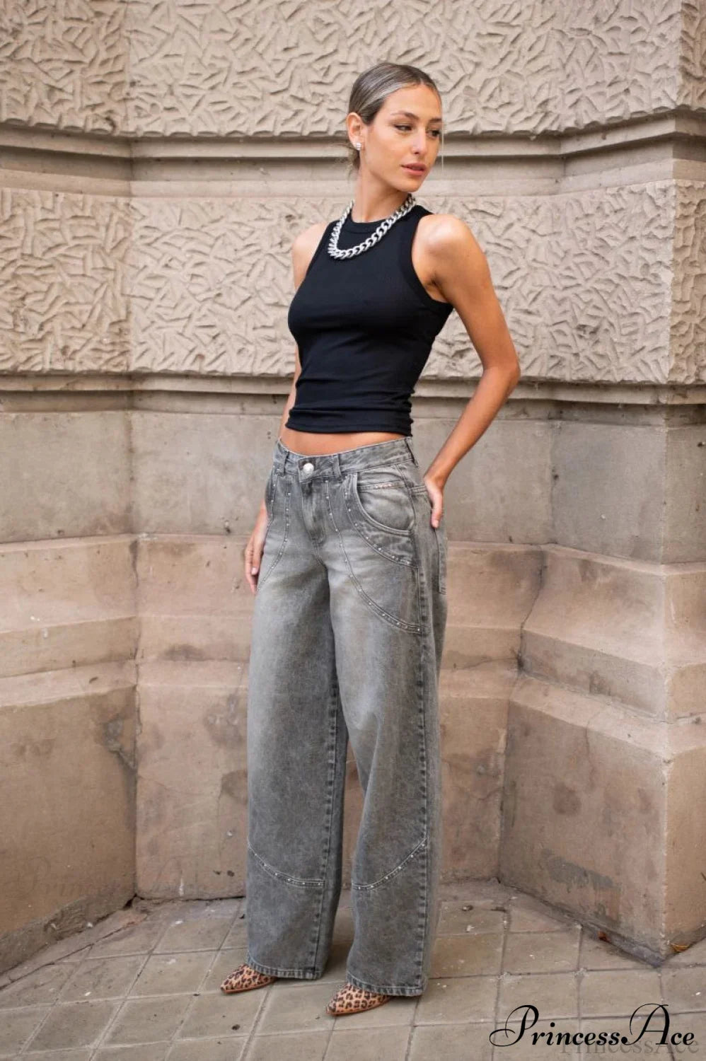 Low Waisted Relaxed Rhinestone Straight Jeans