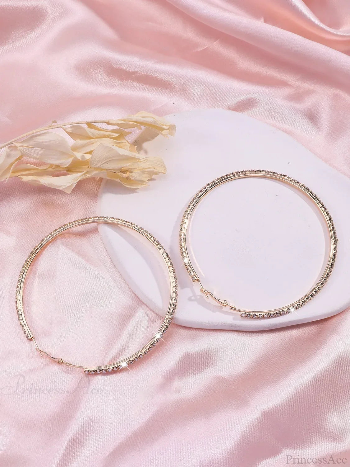 Pendientes de aro grueso minimalistas con incrustaciones de pedrería