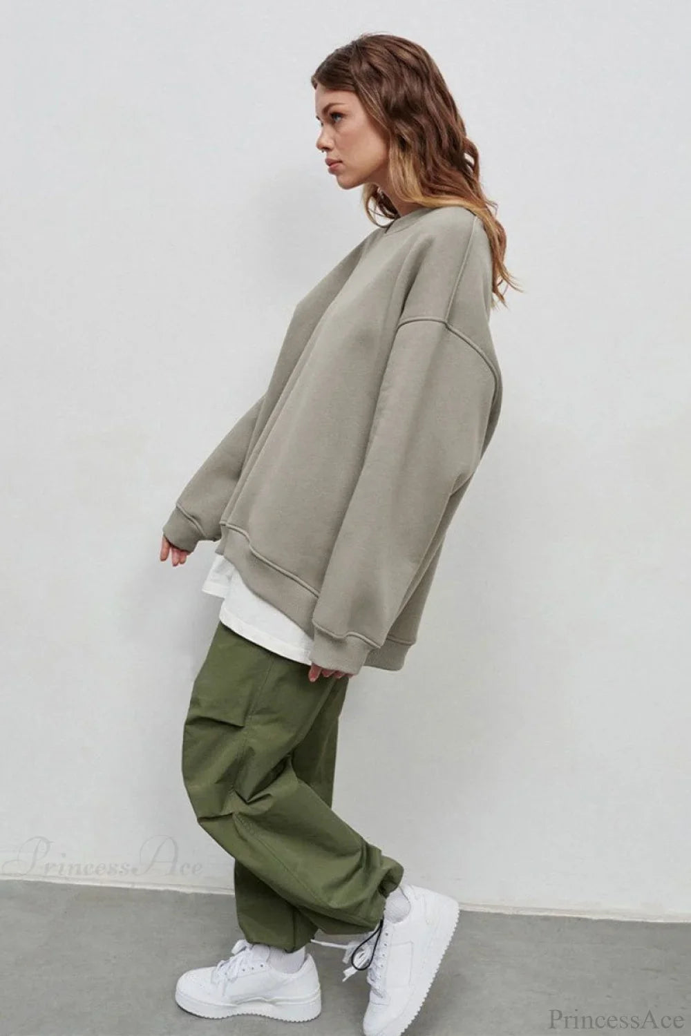 Minimalist Solid Crew Neck Oversize Sweatshirt