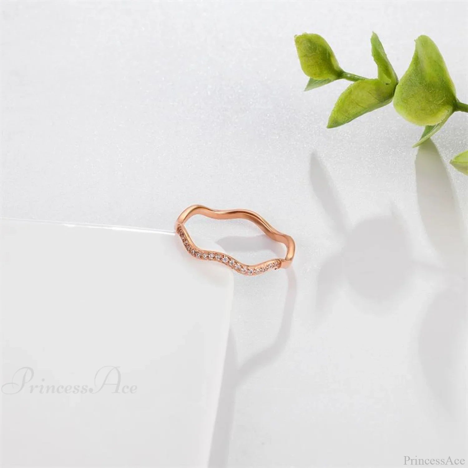 Personalized Irregular Curved Edge Rose Gold Ring