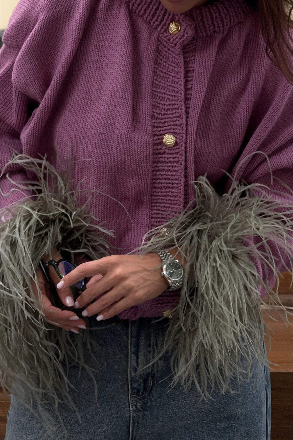 Maglione Viola Corto con Polsini Morbidi a Pannelli